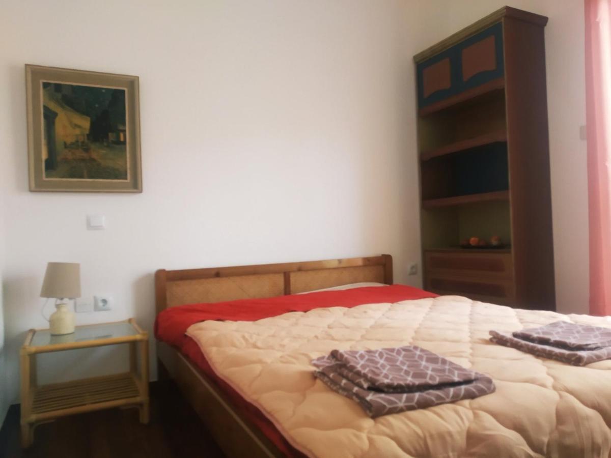Experience An Easy Living Place Downtown In Athena Bagian luar foto